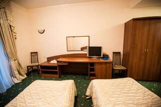 Гостиница Дивс Екатеринбург Стандартный двухместный номер с 2 отдельными кроватями-3